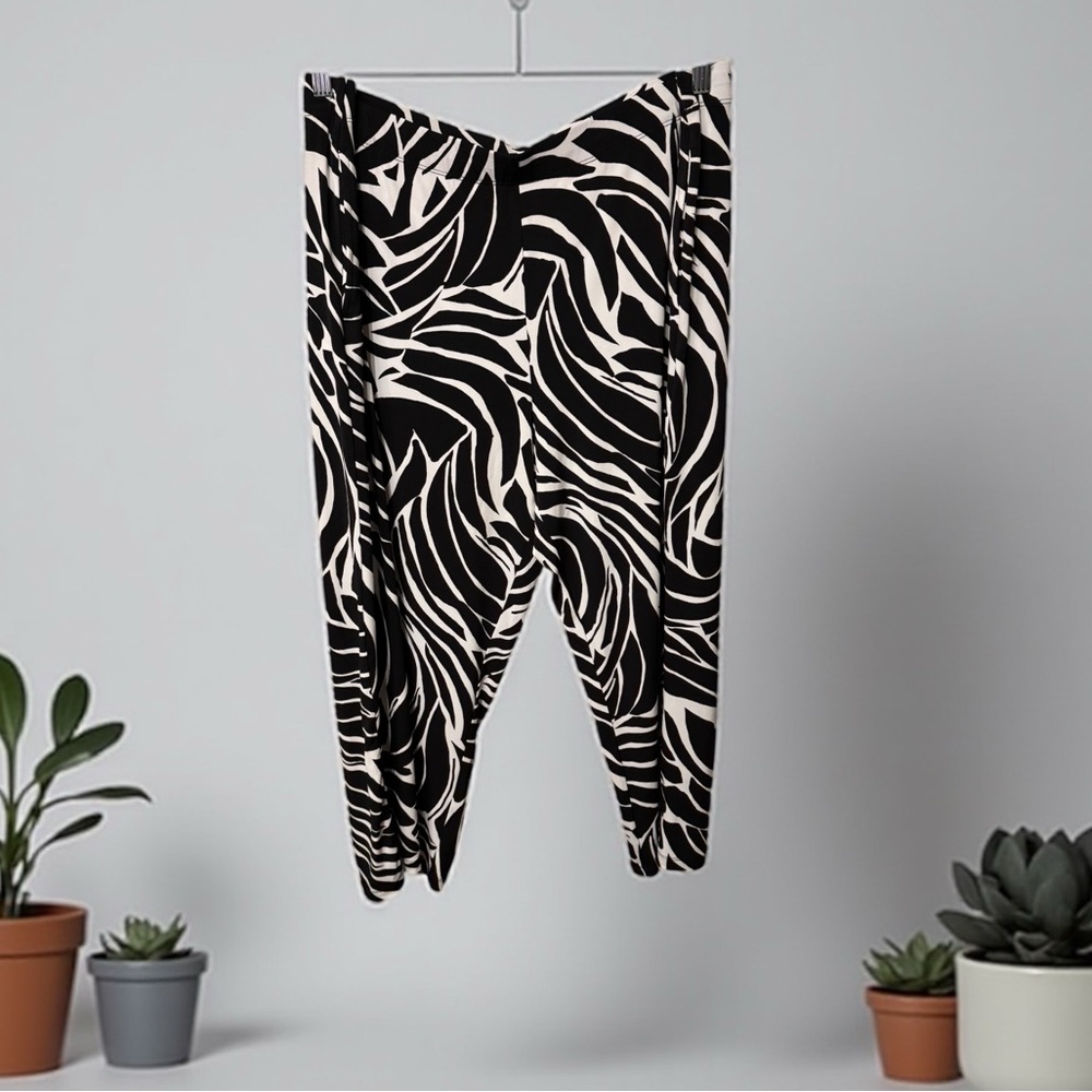Susan Graver Regular Printed Liquid Knit Straight-Leg Crop Pants  NWOT XL